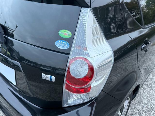 アクア Ｇ　アクア　Ｇモデ？スタエアロ＋ＡＷ　格納ミラー　スマートキー純正ナビ＋テレビ　バックカメラ　プッシュスタート　オートエアコン　デュアルエアバック　ＥＴＣ（64枚目）