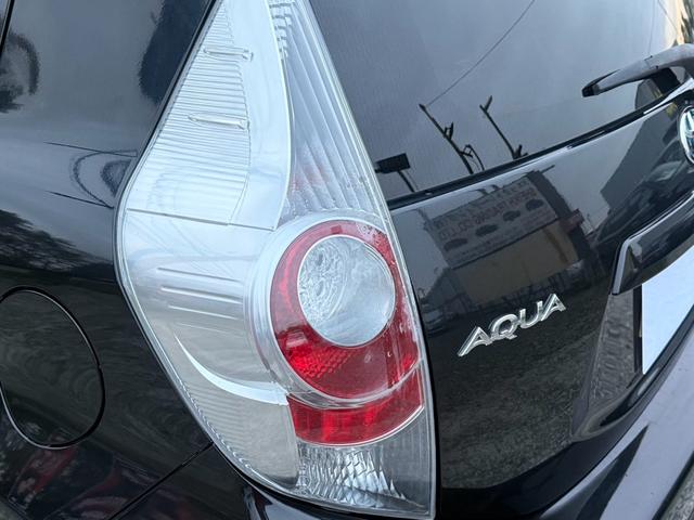 アクア Ｇ　アクア　Ｇモデ？スタエアロ＋ＡＷ　格納ミラー　スマートキー純正ナビ＋テレビ　バックカメラ　プッシュスタート　オートエアコン　デュアルエアバック　ＥＴＣ（68枚目）