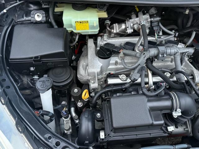 アクア Ｇ　アクア　Ｇモデ？スタエアロ＋ＡＷ　格納ミラー　スマートキー純正ナビ＋テレビ　バックカメラ　プッシュスタート　オートエアコン　デュアルエアバック　ＥＴＣ（77枚目）