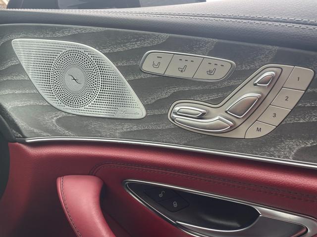 ＣＬＳクラス ＣＬＳ２２０ｄ　スポーツ　エクスクルーシブパッケージ　サンルーフ　Ｂｕｒｍｅｓｔｅｒサウンド　赤黒コンビレザー　ヘッドアップディスプレイ　シートヒーター　シートベンチレーター　ナビ　フルセグＴＶ　全方位カメラ　パフュームアトマイザー　エアサスペンション（10枚目）