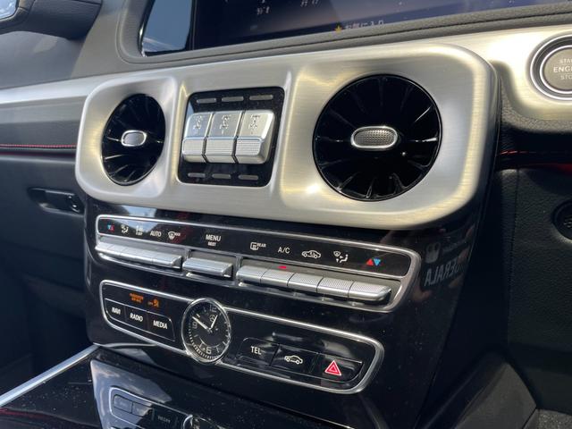 Ｇクラス Ｇ３５０ｄ　ＡＭＧライン　ラグジュアリーＰＫＧ　アダプティブダンピングシステム　サンルーフ　ブルメスター　ＡＣＣ　ナビ　フルセグＴＶ　全方位カメラ　パークトロニック　レーンキープアシスト　ブラインドスポット　黒レザーシート（24枚目）
