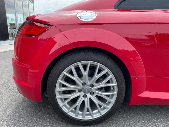 ＴＴクーペ ２．０ＴＦＳＩ　クワトロ　Ｓラインパッケージ　ＬＥＤヘッドライト　ハーフレザーシート　パワーシート　オートライト　アドバンストキー　パーキングエイド　バーチャルコックピット　ナビ　フルセグＴＶ　バックカメラ　ＥＴＣ（25枚目）