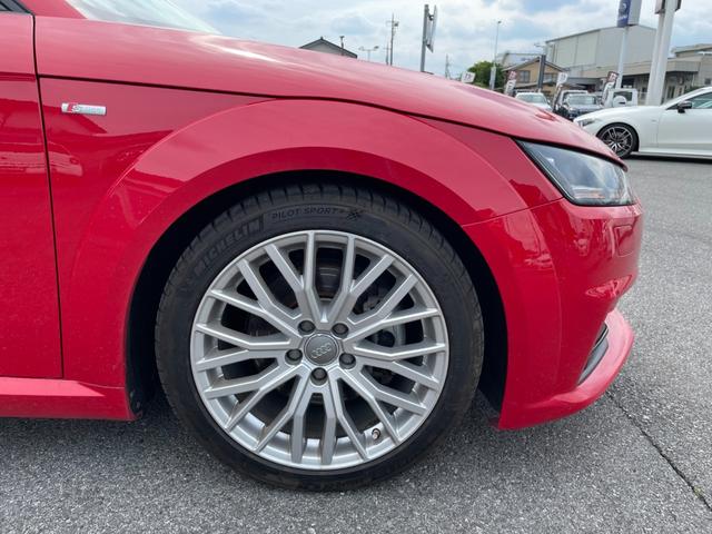 ＴＴクーペ ２．０ＴＦＳＩ　クワトロ　Ｓラインパッケージ　ＬＥＤヘッドライト　ハーフレザーシート　パワーシート　オートライト　アドバンストキー　パーキングエイド　バーチャルコックピット　ナビ　フルセグＴＶ　バックカメラ　ＥＴＣ（26枚目）