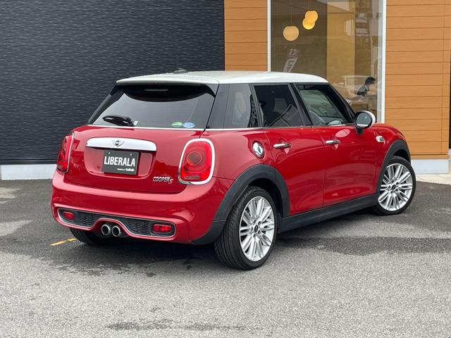 ＭＩＮＩ クーパーＳ　ワンオーナー　コンフォートアクセス　ＬＥＤヘッドライト　パークディスタンス　ナビ　バックカメラ　オートライト　ドライブレコーダー　ＥＴＣ（31枚目）