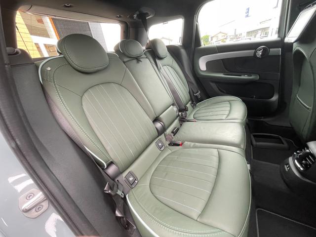 ＭＩＮＩ クーパーＤ　クロスオーバー　アンテイムドエディション　ワンオーナー　社外ＴＶチューナー　社外ＤＶＤプレイヤー　社外後部モニター　レザーシート　パワーシート　シートヒーター　ＡｐｐｌｅＣａｒＰｌａｙ（8枚目）