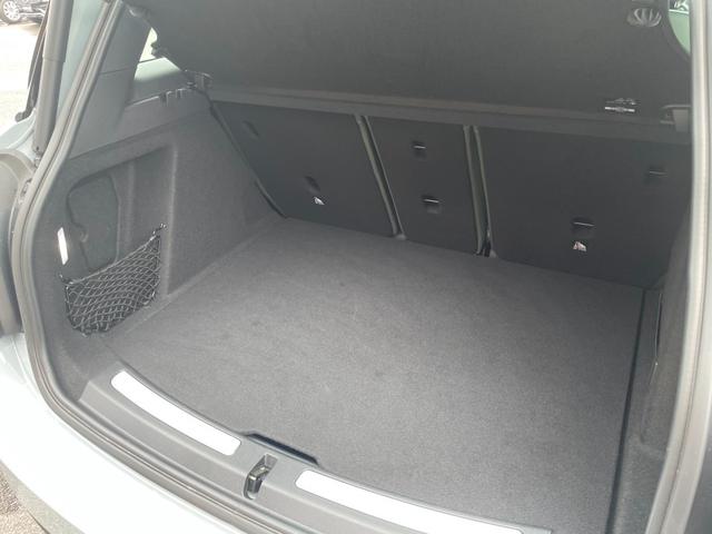 ＭＩＮＩ クーパーＤ　クロスオーバー　アンテイムドエディション　ワンオーナー　社外ＴＶチューナー　社外ＤＶＤプレイヤー　社外後部モニター　レザーシート　パワーシート　シートヒーター　ＡｐｐｌｅＣａｒＰｌａｙ（24枚目）