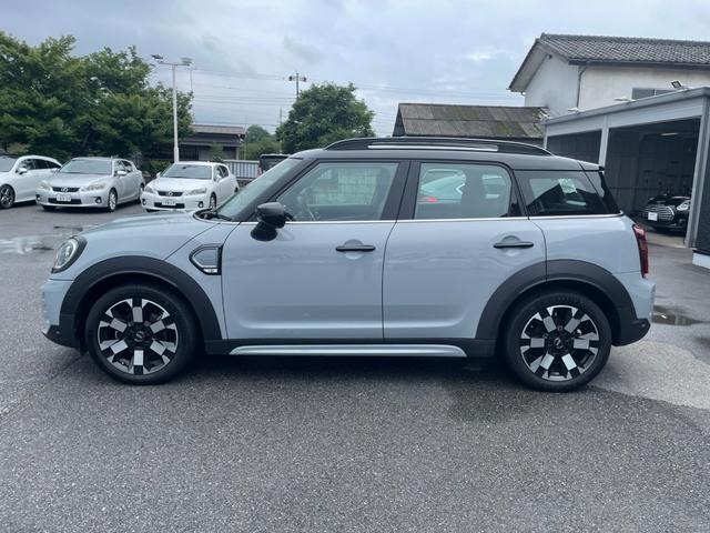 ＭＩＮＩ クーパーＤ　クロスオーバー　アンテイムドエディション　ワンオーナー　社外ＴＶチューナー　社外ＤＶＤプレイヤー　社外後部モニター　レザーシート　パワーシート　シートヒーター　ＡｐｐｌｅＣａｒＰｌａｙ（35枚目）