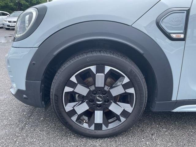 ＭＩＮＩ クーパーＤ　クロスオーバー　アンテイムドエディション　ワンオーナー　社外ＴＶチューナー　社外ＤＶＤプレイヤー　社外後部モニター　レザーシート　パワーシート　シートヒーター　ＡｐｐｌｅＣａｒＰｌａｙ（36枚目）