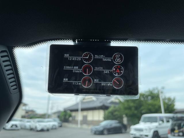 ＧＬＣ ＧＬＣ２２０ｄ　４マチック　ＡＭＧライン　スライディングサンルーフ　エアサス　ワイヤレスチャージ　キーレスゴー　ＡＣＣ　ナビ　全方位カメラ　フルセグＴＶ　ハーフレザー　パワーシート　全席シートヒーター　パワーテールゲート　ＬＥＤヘッドライト（17枚目）