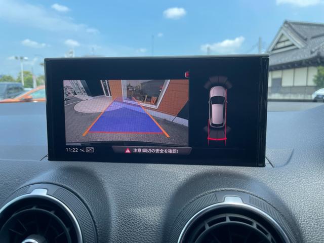 Ｑ２ ３０ＴＦＳＩスポーツ　バーチャルコックピット　ＡＣＣ　リヤシーケンシャルターン　ナビ　フルセグＴＶ　バックカメラ　ＥＴＣ　ＡｐｐｌｅＣａｒＰｌａｙ　パーキングエイド　Ａｕｄｉプレセンス　Ａｕｄｉレーンキープ　サイドアシスト（17枚目）