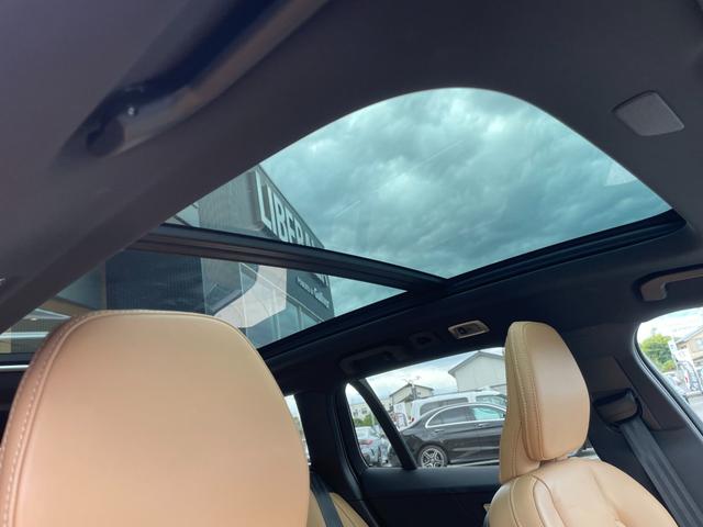 Ｖ６０ リチャージ　ＰＨＶ　Ｔ６　ＡＷＤ　インスクリプション　ワンオーナー　Ｂｏｗｅｒｓ＆Ｗｉｌｋｉｎｓサウンド　サンルーフ　茶革レザーシート　パワーシート　シートヒーター　シートベンチレーター　マッサージシート　ステアリングヒーター　全方位カメラ　ＨＵＤ（4枚目）