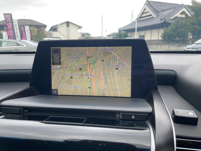 クラウンハイブリッド ＲＳ　ＴＶキャンセラー　ナビ　フルセグＴＶ　バックカメラ　ＥＴＣ　スマートキー　ＬＫＡ　ＢＳＭ　ＲＣＴＡ　クリアランスソナー　　シートヒーター　ステアリングヒーター　レーダークルーズ（15枚目）
