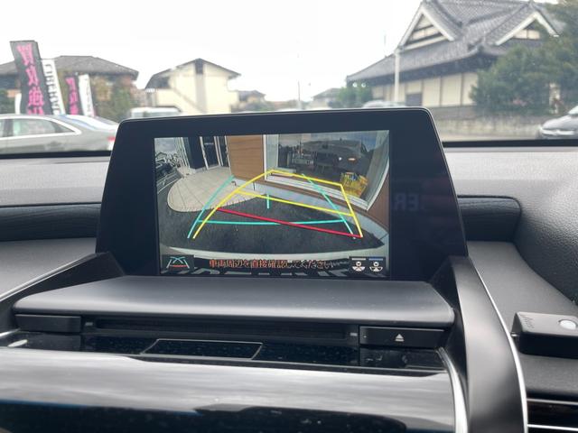 クラウンハイブリッド ＲＳ　ＴＶキャンセラー　ナビ　フルセグＴＶ　バックカメラ　ＥＴＣ　スマートキー　ＬＫＡ　ＢＳＭ　ＲＣＴＡ　クリアランスソナー　　シートヒーター　ステアリングヒーター　レーダークルーズ（16枚目）