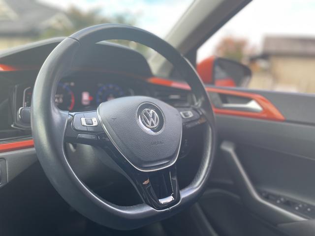 ポロ ＴＳＩコンフォートライン　ナビ　フルセグＴＶ　バックカメラ　ＥＴＣ　パークディスタンス　アクティブクルーズ　ブラインドスポット　フロントアシスト　パーキングアシスト　キーレスキー　アイドリングストップ　オートライト（8枚目）