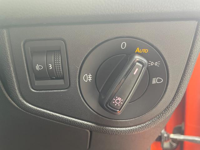 ポロ ＴＳＩコンフォートライン　ナビ　フルセグＴＶ　バックカメラ　ＥＴＣ　パークディスタンス　アクティブクルーズ　ブラインドスポット　フロントアシスト　パーキングアシスト　キーレスキー　アイドリングストップ　オートライト（9枚目）