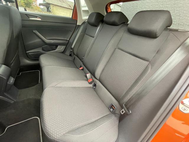 ポロ ＴＳＩコンフォートライン　ナビ　フルセグＴＶ　バックカメラ　ＥＴＣ　パークディスタンス　アクティブクルーズ　ブラインドスポット　フロントアシスト　パーキングアシスト　キーレスキー　アイドリングストップ　オートライト（19枚目）