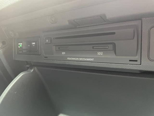 ポロ ＴＳＩコンフォートライン　ナビ　フルセグＴＶ　バックカメラ　ＥＴＣ　パークディスタンス　アクティブクルーズ　ブラインドスポット　フロントアシスト　パーキングアシスト　キーレスキー　アイドリングストップ　オートライト（21枚目）