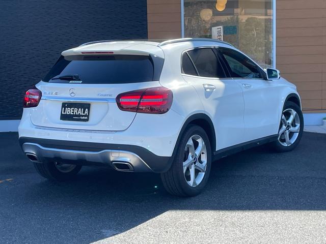 ＧＬＡクラス ＧＬＡ２２０　４マチック　パノラミックスライディングルーフ　Ｈａｒｍａｎ／Ｋａｒｄｏｎ　プレミアムパッケージ　前席パワーシート　黒革シート　シートヒーター　パワーテールゲート　ナビ　フルセグＴＶ　バックカメラ　ＥＴＣ　ＡＣＣ（38枚目）
