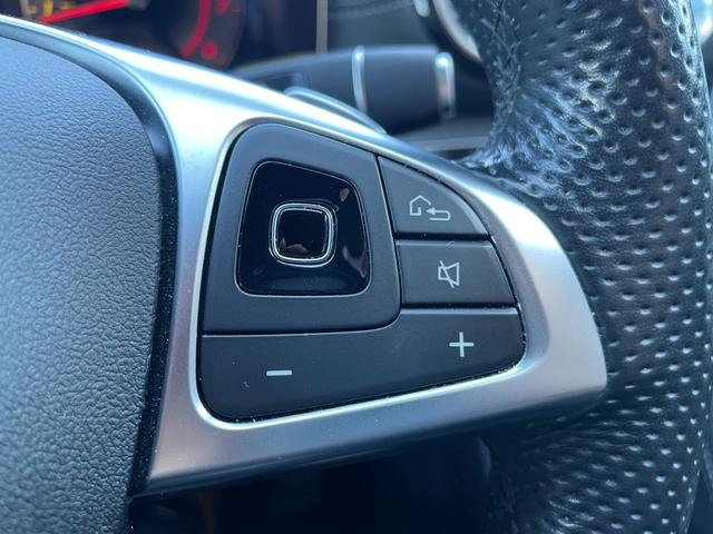 Eクラス E200 カブリオレ スポーツ Burmester ヘッドアップディスプレイ アンビエントライト ACC ナビ フルセグTV 全方位カメラ パワーシート シートヒーター 黒革シート LEDヘッドライト レーンキープ ブラインドS(13枚目)