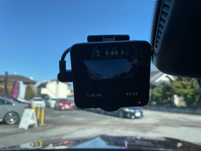 Eクラス E200 カブリオレ スポーツ Burmester ヘッドアップディスプレイ アンビエントライト ACC ナビ フルセグTV 全方位カメラ パワーシート シートヒーター 黒革シート LEDヘッドライト レーンキープ ブラインドS(23枚目)