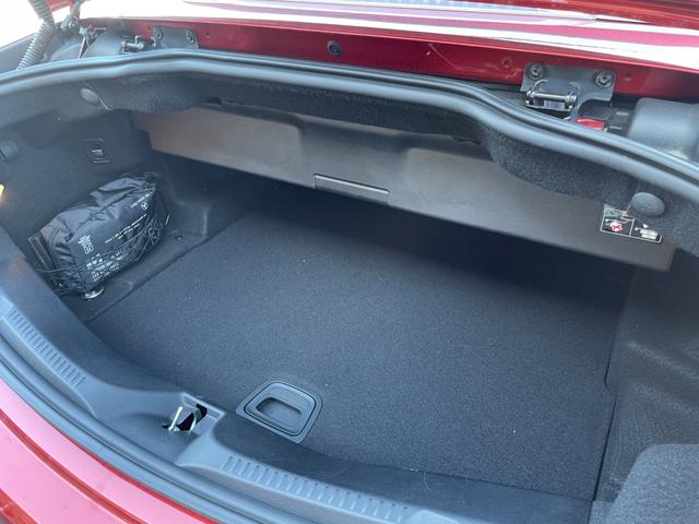 Eクラス E200 カブリオレ スポーツ Burmester ヘッドアップディスプレイ アンビエントライト ACC ナビ フルセグTV 全方位カメラ パワーシート シートヒーター 黒革シート LEDヘッドライト レーンキープ ブラインドS(26枚目)