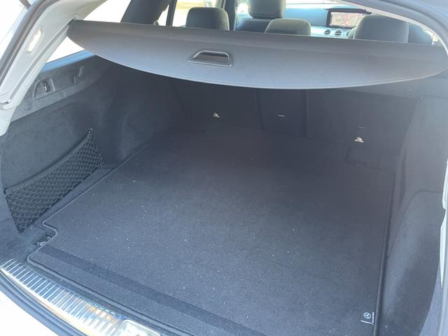 Ｅクラスステーションワゴン Ｅ２２０ｄ　ステーションワゴン　アバンギャルド　エクスクルーシブＰＫＧ　スライディングサンルーフ　レーダーセーフティＰＫＧ　エアバランスＰＫＧ　ヘッドアップディスプレイ　Ｂｕｒｍｅｓｔｅｒサウンド　黒革シート　全席シートヒーター　アンビエント（25枚目）