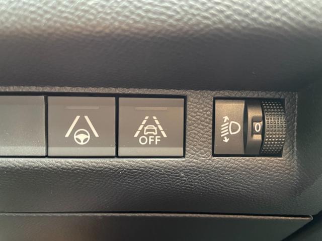 Bクラス B200d AMGライン レーダーセーフティ キーレスゴー ハーフレザー パワーシート シートヒーター ACC パークトロニック レーンキープ ブラインドスポット ナビ フルセグTV バックカメラ ETC パワーテールゲート(9枚目)