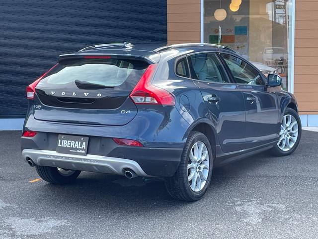 V40 クロスカントリー D4 モメンタム スマートキー ナビ フルセグTV バックカメラ ETC バックソナー ACC BLIS シートヒーター D席パワーシート LEDヘッドライト オートライト(34枚目)