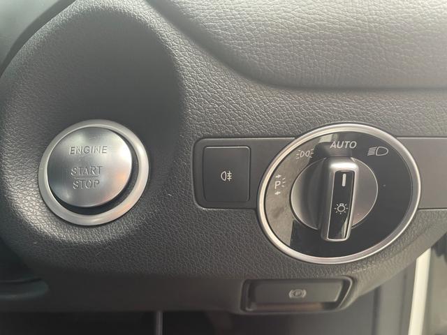 CLAクラス CLA180 AMG スタイル レーダーセーフティPKG ベーシックPKG ナビ フルセグTV バックカメラ ETC ハーフレザー D席パワーシート 前席シートヒーター LEDヘッドライト パークトロニック レーンキープ(9枚目)