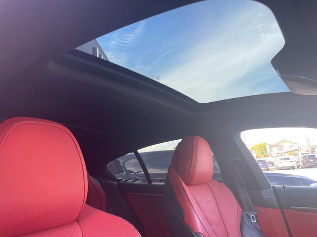 8シリーズ 840dxDriveグランクーペエクスクルシブMスポ スライディングサンルーフ 赤黒コンビレザー ソフトクローズドア ジェスチャーコントロール ワイヤレスチャージ 全席シートヒーター 前席ベンチレーター BMWレーザーLED アンビエントライト PDC(4枚目)