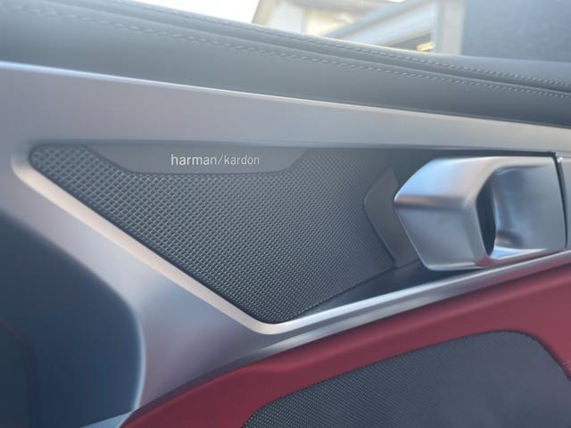 8シリーズ 840dxDriveグランクーペエクスクルシブMスポ スライディングサンルーフ 赤黒コンビレザー ソフトクローズドア ジェスチャーコントロール ワイヤレスチャージ 全席シートヒーター 前席ベンチレーター BMWレーザーLED アンビエントライト PDC(11枚目)