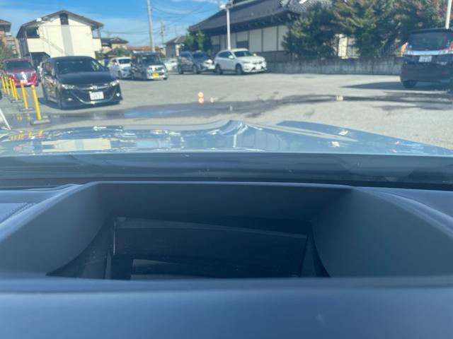 8シリーズ 840dxDriveグランクーペエクスクルシブMスポ スライディングサンルーフ 赤黒コンビレザー ソフトクローズドア ジェスチャーコントロール ワイヤレスチャージ 全席シートヒーター 前席ベンチレーター BMWレーザーLED アンビエントライト PDC(26枚目)