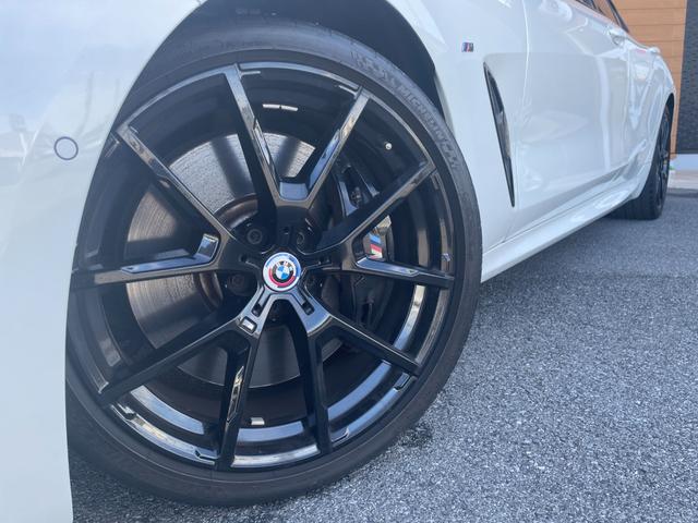 8シリーズ 840dxDriveグランクーペエクスクルシブMスポ スライディングサンルーフ 赤黒コンビレザー ソフトクローズドア ジェスチャーコントロール ワイヤレスチャージ 全席シートヒーター 前席ベンチレーター BMWレーザーLED アンビエントライト PDC(31枚目)