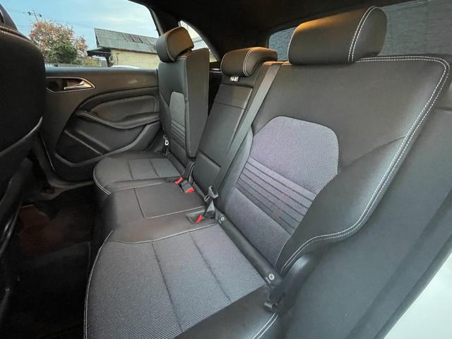 Bクラス B180 レーダーセーフティPKG ハーフレザー ナビ フルセグTV バックカメラ ETC パークトロニック レーンキープアシスト ブラインドスポット LEDヘッドライト オートライト ACC パワーシート(24枚目)