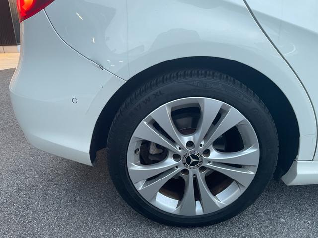 Bクラス B180 レーダーセーフティPKG ハーフレザー ナビ フルセグTV バックカメラ ETC パークトロニック レーンキープアシスト ブラインドスポット LEDヘッドライト オートライト ACC パワーシート(29枚目)