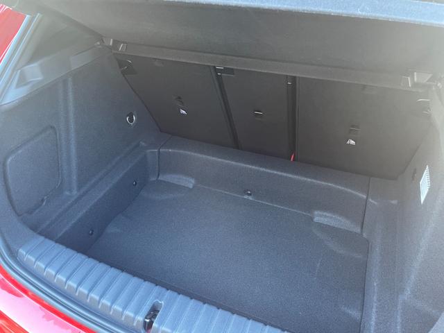 １シリーズ １１８ｄ　Ｍスポーツ　ワンオーナー　ハーフレザー　運転席パワーシート　ナビ　バックカメラ　ミラーＥＴＣ　パークディスタンスコントロール　ＬＥＤヘッドライト　オートライト　インテリジェントセーフティ　アンビエントライト（21枚目）