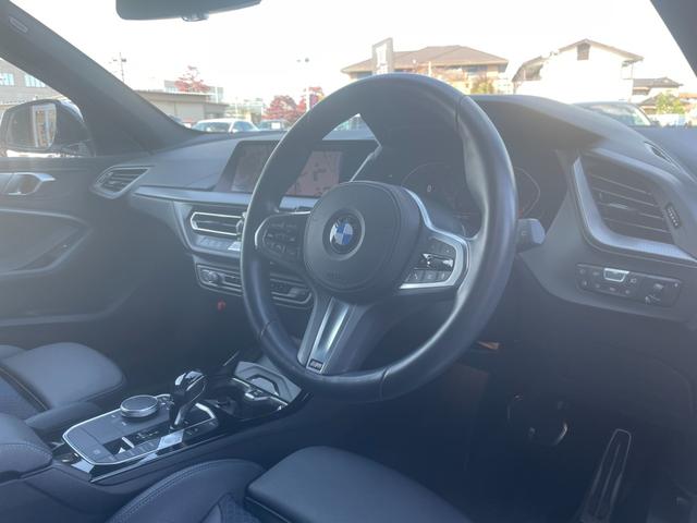 1シリーズ 118d Mスポーツ エディションジョイ+ ワンオーナー ナビゲーションPKG コンフォートPKG ストレージPKG バックカメラ LEDヘッドライト ACC ハーフレザー 運転席パワーシート アンビエントライト ブラインドスポット(4枚目)