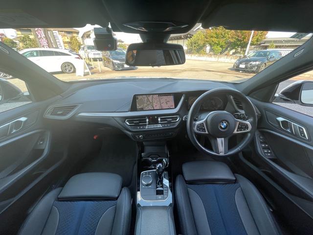 1シリーズ 118d Mスポーツ エディションジョイ+ ワンオーナー ナビゲーションPKG コンフォートPKG ストレージPKG バックカメラ LEDヘッドライト ACC ハーフレザー 運転席パワーシート アンビエントライト ブラインドスポット(8枚目)