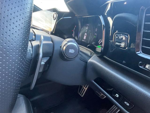 NX NX350h Fスポーツ 3眼LEDヘッドライト 14インチナビゲーション サンルーフ 革シート ACC シートヒーター シートエアコン Applecarplay androidAuto バックカメラ パワーテールゲート(16枚目)