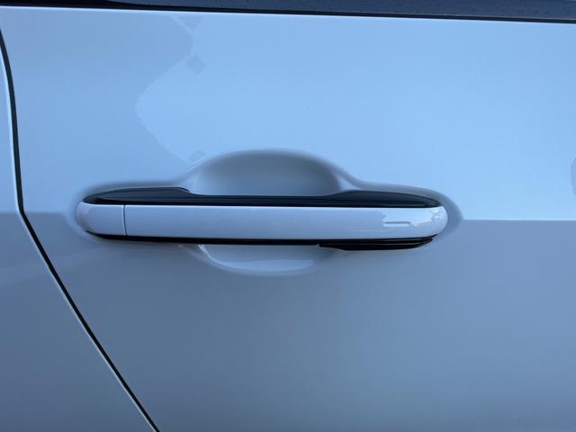 NX NX350h Fスポーツ 3眼LEDヘッドライト 14インチナビゲーション サンルーフ 革シート ACC シートヒーター シートエアコン Applecarplay androidAuto バックカメラ パワーテールゲート(40枚目)