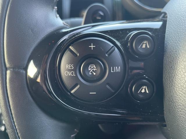 ＭＩＮＩ クーパーＳ　６０イヤーズエディション　特別使用車　茶革シート　シートヒーター　コンフォートアクセス　インテリジェントセーフティ　アクティブクルーズコントロール　パークディスタンスコントロール　ドライブレコーダー　ＬＥＤヘッドライト（12枚目）