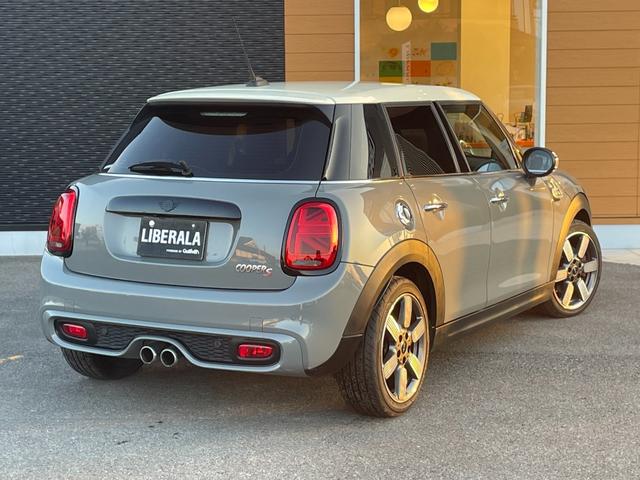 ＭＩＮＩ クーパーＳ　６０イヤーズエディション　特別使用車　茶革シート　シートヒーター　コンフォートアクセス　インテリジェントセーフティ　アクティブクルーズコントロール　パークディスタンスコントロール　ドライブレコーダー　ＬＥＤヘッドライト（34枚目）