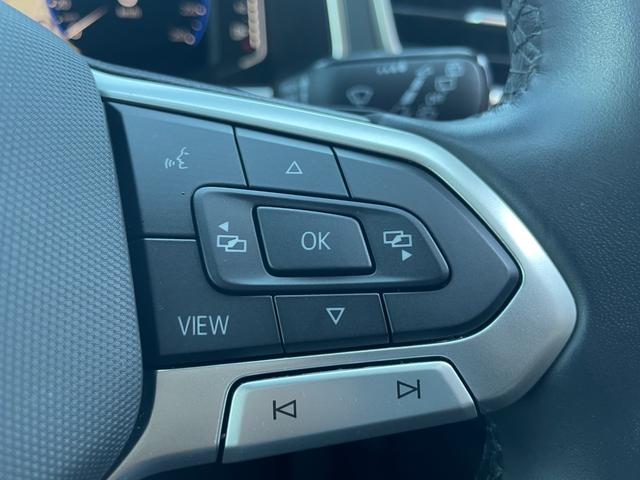 Ｔ－ロック ＴＤＩ　スタイル　デジタルメータークラスター　ＡＣＣ　ワイヤレスチャージ　レーンキープアシスト　ブラインドスポット　フロントアシスト　パークディスタンス　ハーフレザー　ＬＥＤヘッドライト　ナビ　バックカメラ（12枚目）