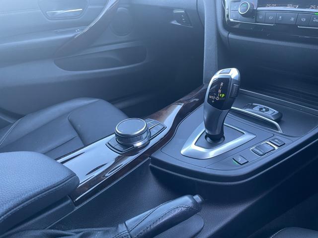 ４シリーズ ４２０ｉグランクーペ　ラグジュアリー　ワンオーナー　インテリジェントセーフティ　コンフォートアクセス　アクティブクルーズコントロール　黒革シート　パワーシート　シートヒーター　ブラインドスポット　パワーテールゲート　ＰＤＣ　ＬＥＤヘッドラ（18枚目）