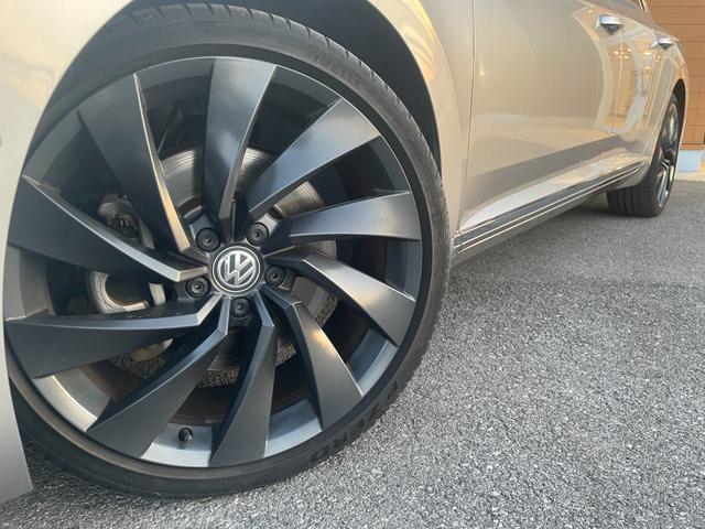 ＬＩＢＥＲＡＬＡの有償保証は納車日からスタート。メーカー保証が満了したおクルマも安心。※長期保証を付帯できる車両には条件があります。保証の付帯、期間、範囲、内容、適用には一定の条件がございます。