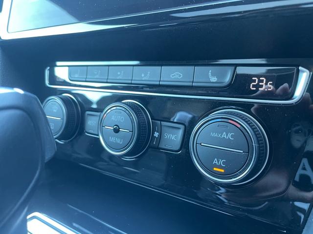 アルテオン ＴＳＩ　４モーション　Ｒラインアドバンス　サンルーフ　ヘッドアップディスプレイ　黒革シート　パワーシート　シートヒーター　運転席マッサージシート　ＡＣＣ　フロントアシスト　レーンキープアシスト　ブラインドスポット　パワーテールゲート（19枚目）