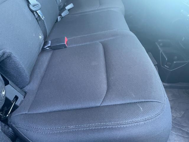 ジープ・ラングラーアンリミテッド サハラ　ナビ　フルセグＴＶ　Ｆ／Ｓ／Ｒカメラ　Ａｐｐｌｅｃａｒｐｌａｙ　ＥＴＣ　ドライブレコーダー　ＬＥＤヘッドライト　ＡＣＣ　パークセンサー　ブラインドスポット（7枚目）