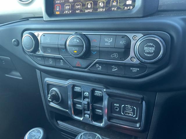 ジープ・ラングラーアンリミテッド サハラ　ナビ　フルセグＴＶ　Ｆ／Ｓ／Ｒカメラ　Ａｐｐｌｅｃａｒｐｌａｙ　ＥＴＣ　ドライブレコーダー　ＬＥＤヘッドライト　ＡＣＣ　パークセンサー　ブラインドスポット（20枚目）