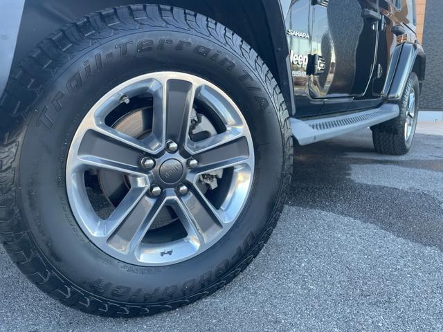 ジープ・ラングラーアンリミテッド サハラ　ナビ　フルセグＴＶ　Ｆ／Ｓ／Ｒカメラ　Ａｐｐｌｅｃａｒｐｌａｙ　ＥＴＣ　ドライブレコーダー　ＬＥＤヘッドライト　ＡＣＣ　パークセンサー　ブラインドスポット（27枚目）