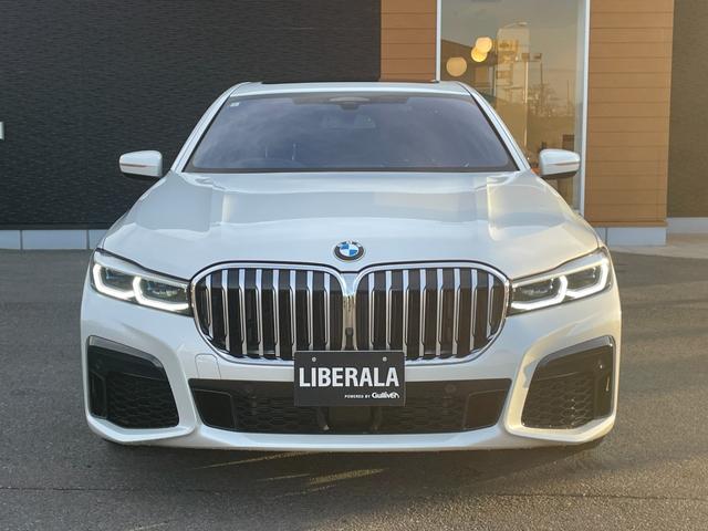 ７シリーズ ７４０ｉ　Ｍスポーツ　サンルーフ　ＢＭＷレーザーライト　Ｈａｒｍａｎ／Ｋａｒｄｏｎサウンド　ヘッドアップディスプレイ　ワイヤレスチャージ　ディスプレイキー　ソフトクローズドア　ジェスチャーコントロール　ベンチレーション（36枚目）